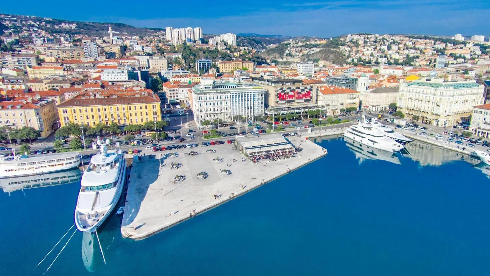 Apartments With Wifi Rijeka - 16455