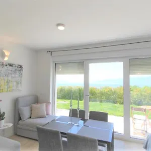  Apartament Miramare