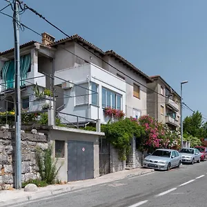 With Wifi - 7825 Rijeka